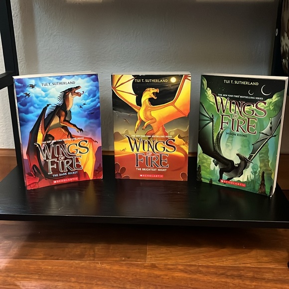 Wings of Fire Book Series 1-6 - Picture 4 of 4
